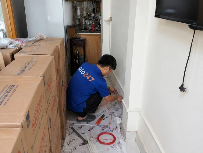 Thợ alo247 đi lại đường điện dân dụng tại Thanh Xuân