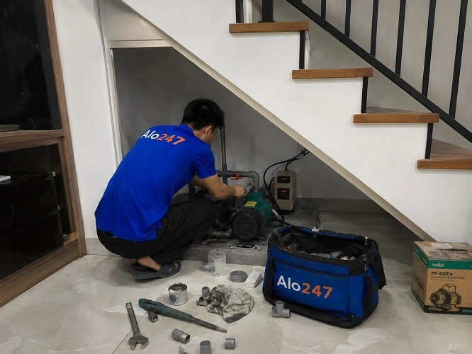 Thợ alo247 sửa máy bơm nước tận nơi tại Long Biên