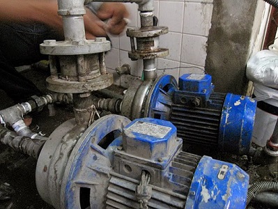 sửa chữa máy bơm nước 24 24 tại nhà đống đa