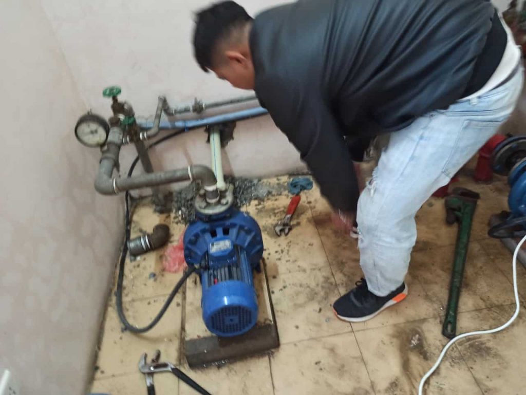 thợ sửa máy bơm nước tại nhà hà nội