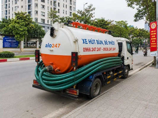 Xe bồn hút bể phốt chân không của alo247 tại Ba Vì