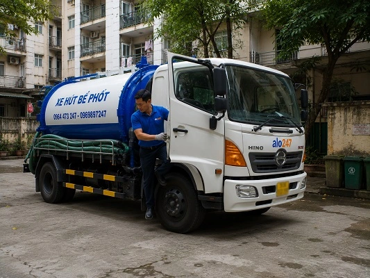 Xe bồn hút bể phốt chân không của alo247 tại Chương Mỹ