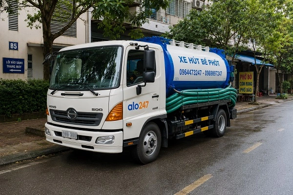 Xe bồn hút bể phốt chân không của alo247 tại Thạch Thất