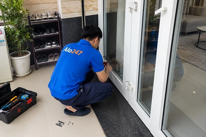 Alo247 dịch vụ sửa chữa cửa nhựa lõi thép tại Hà Nội