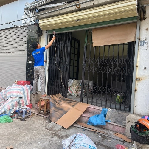 Alo247 dịch vụ sửa chữa cửa sắt tại nhà