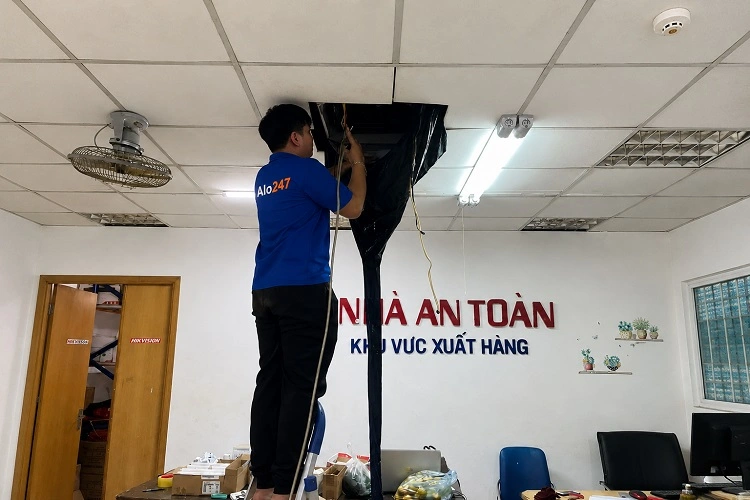 Thợ alo247 sửa điều hoà âm trần tại Hoàn Kiếm