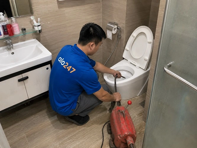 thợ alo247 thông tắc bồn cầu tại Hà Nội