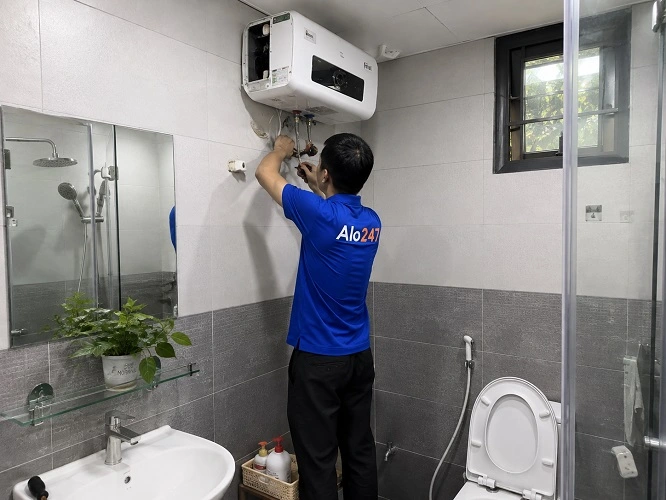 Thợ Alo247 xử lý sự cố bình nóng lạnh tại nhà