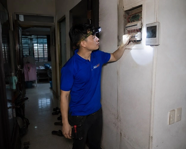 Thợ alo247 sửa điện tại nhà phường Tây Hồ
