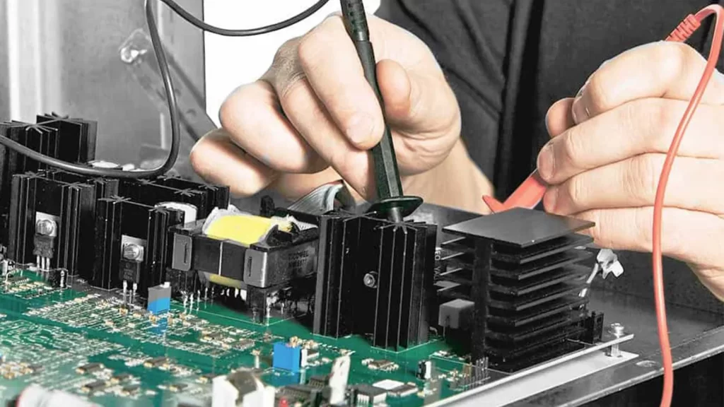 thợ alo247 kiểm tra mạch ups