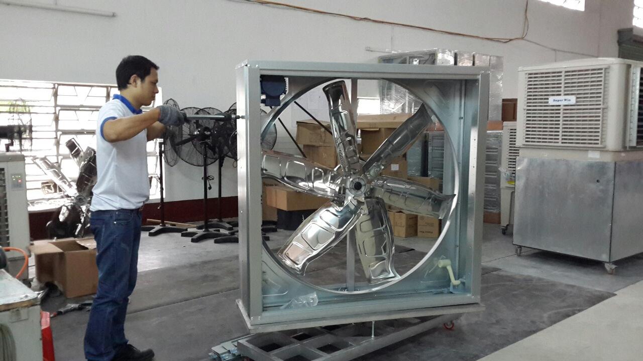 thợ sửa quạt hút mùi công nghiệp