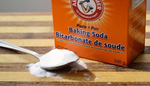 Cách khử mùi nồi cơm điện bằng baking soda