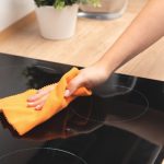 Hướng dẫn sử dụng vệ sinh bếp hồng ngoại đúng cách