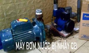 Máy bơm nước bị nhảy CB-Aptomat là do đâu