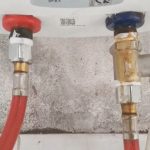 Van một chiều bình nóng lạnh bị chảy nước phải làm sao