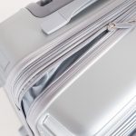 Cách sửa khóa kéo vali bị kẹt hỏng