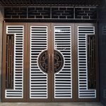 Cửa sắt bị xệ cánh phải làm sao