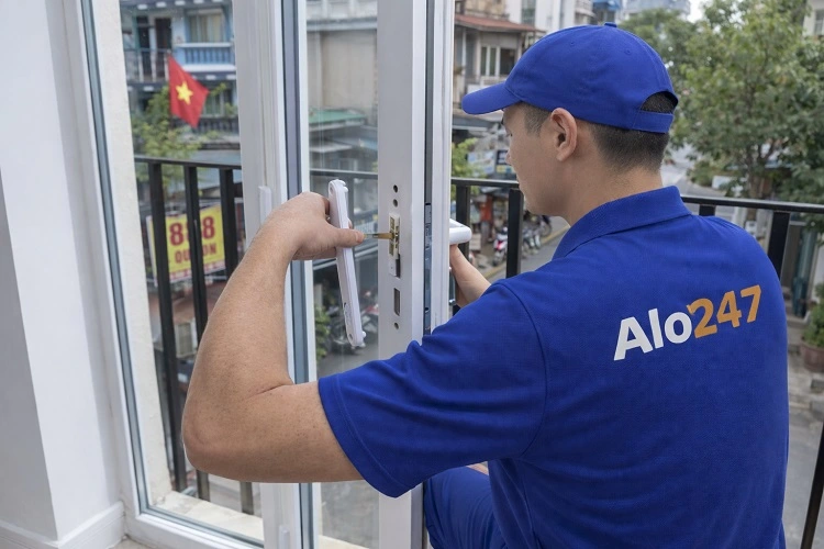 Thợ alo247 sửa khoá cửa nhôm kính