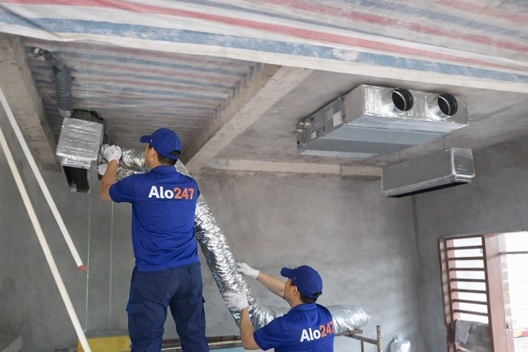 Thợ Alo247 thi công lắp đặt điều hòa âm trần