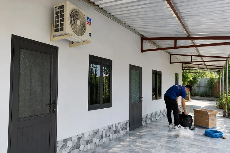 Thợ alo247 tháo lắp điều hoà tại Hà Đông