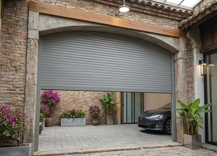 Cửa cuốn bị kẹt nan giữa chừng