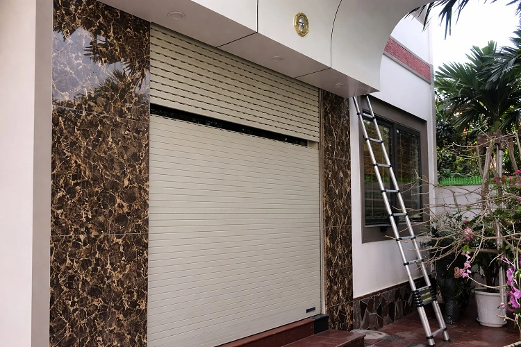 Cửa cuốn tuột đứt nan