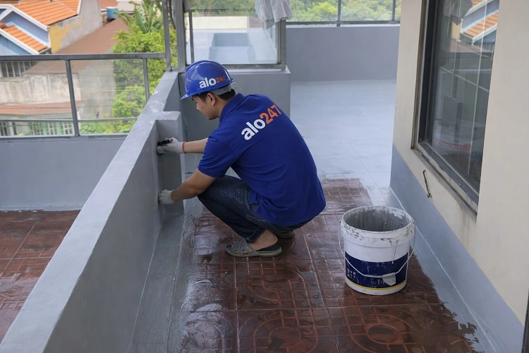 Thợ thi công chống thấm ban công tại Tây Mỗ