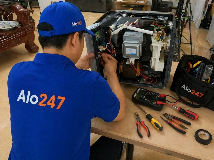 Thợ alo247 sửa lò vi sóng panasonic