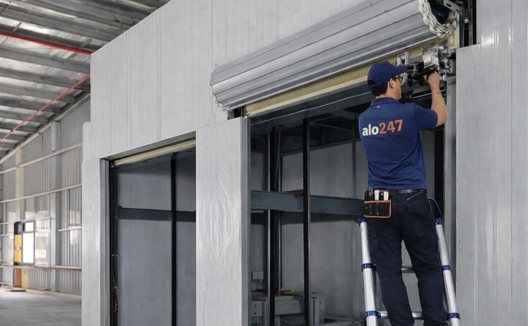 Thợ sửa chữa motor cửa cuốn tại Định Công