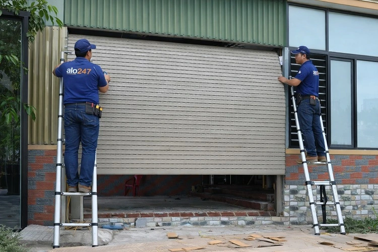 Thợ sửa cửa cuốn tại Dương Nội