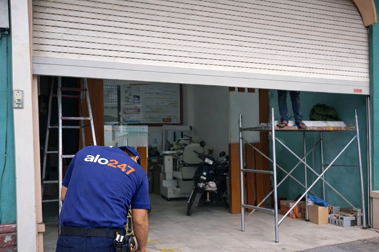 Thợ sửa cửa cuốn tại Nam phù