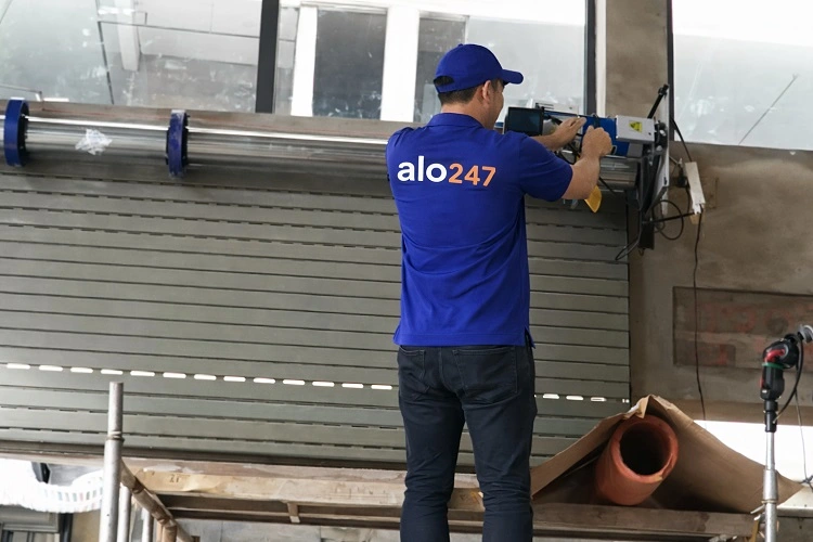 Thợ sửa cửa cuốn tại Thượng Cát