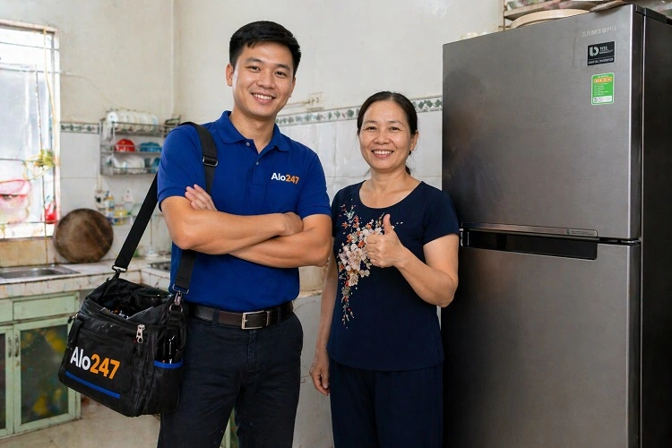 Alo247 Bàn giao và ký bảo hành dịch vụ