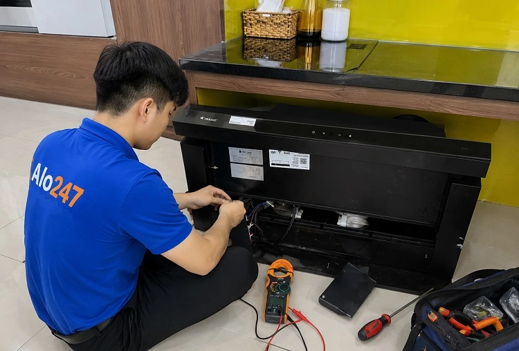 Thợ alo247 sửa máy hút mùi tại Giảng Võ