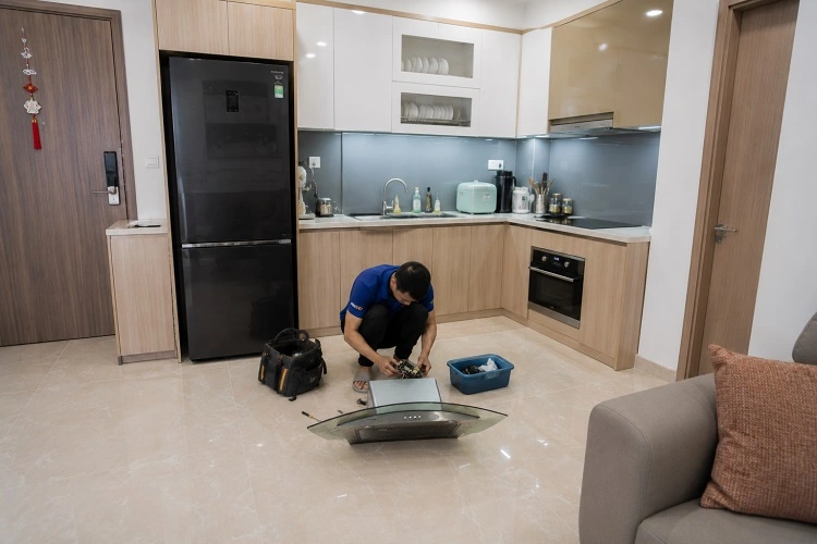 Thợ alo247 sửa máy hút mùi tại Láng