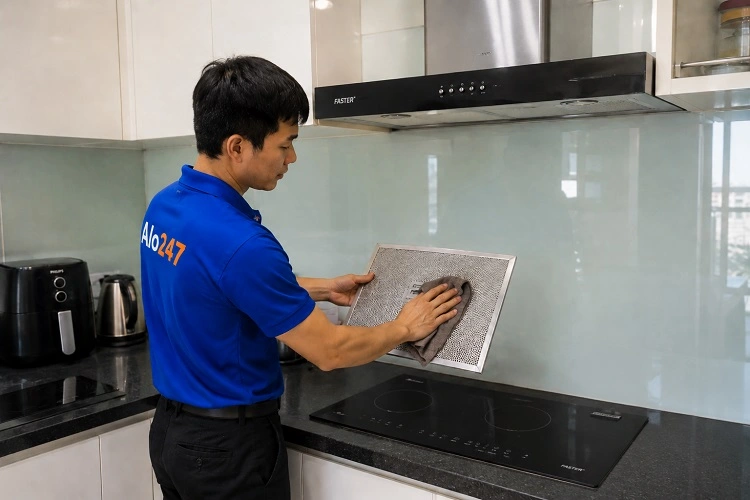 Thợ alo247 sửa máy hút mùi tại Thanh Xuân