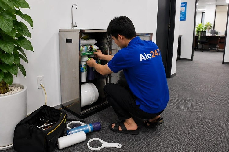 Thợ alo247 sửa máy lọc nước tại Hoàng Liệt