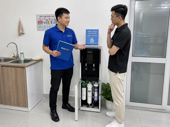 Thợ alo247 trao đổi bảo hành dịch vụ sửa máy lọc nước tại Bồ Đề