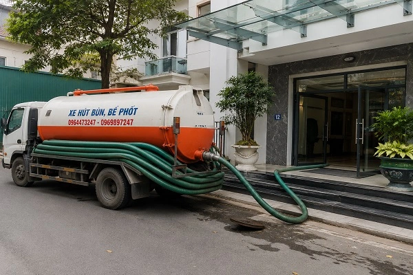 Alo247 dịch vụ hút bể phốt chuyên nghiệp và sạch sẽ tại Hoàn Kiếm