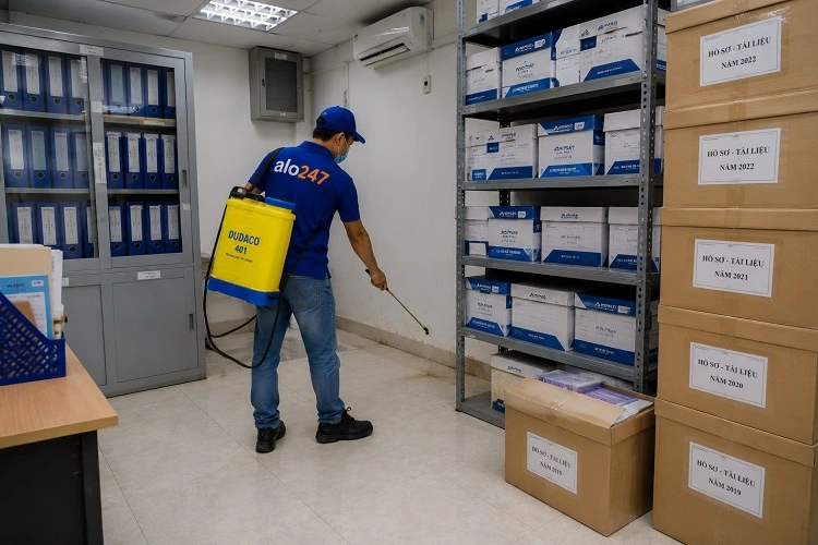 Thợ alo247 phun thuốc diệt mối sinh học tại Bồ Đề