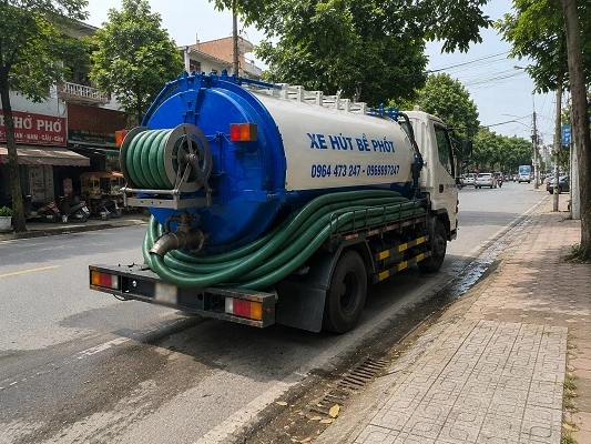 Alo247 Dịch vụ hút bể phốt trọn gói tại Bát Tràng