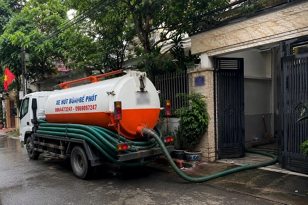 Alo247 Dịch vụ hút bể phốt trọn gói tại Hoà Phú