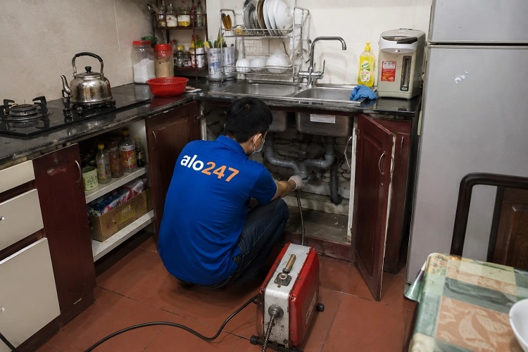 Thợ alo247 thông tắc bồn rửa bát chuyên nghiệp tại Nghĩa Đô