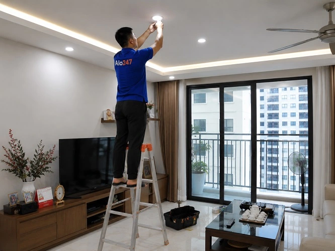 Thợ Alo247 thay bóng đèn tròn âm trần