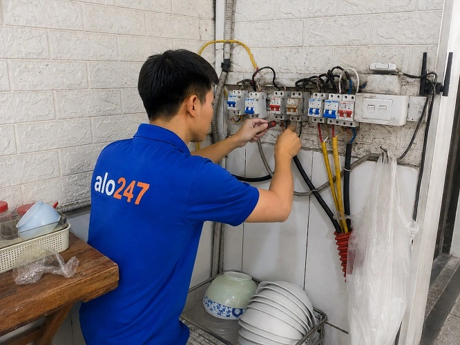 Thợ alo247 sửa điện tại nhà phường Thanh Liệt