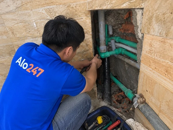 Alo247 dịch vụ sửa chữa đường ống nước tận nơi tại Bạch Mai
