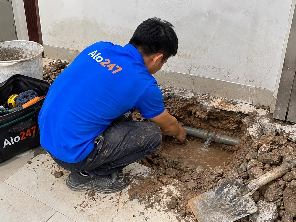 Alo247 dịch vụ sửa chữa đường ống nước tận nơi tại Bồ Đề