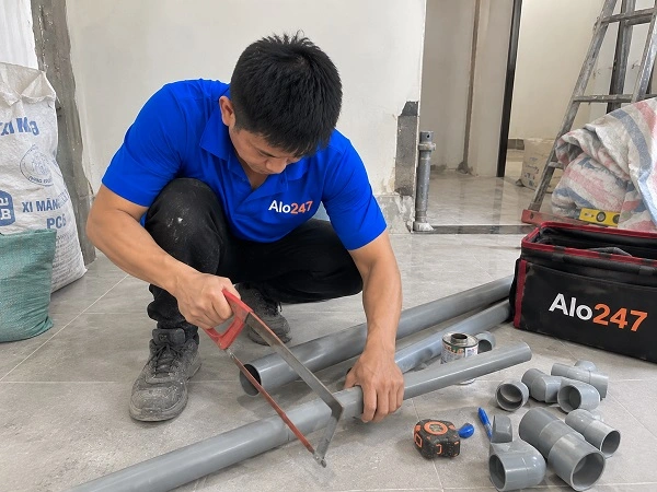 Thợ alo247 sửa ống nước tại nhà phường Long Biên