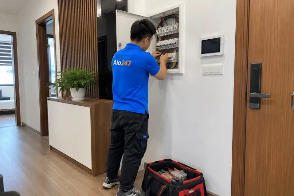 Thợ Alo247 xử lý aptomat bị nhảy liên tục không rõ nguyên nhân